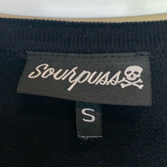 Sourpuss Black Button Front Cardigan Skulls Size Small Halloween Green Button - Picture 5 of 7